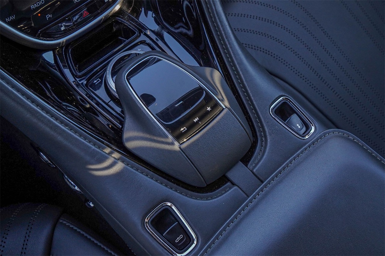Used Car 2020 Aston Martin Db11  Volante For Sale Under $130,000 In Austin, Texas