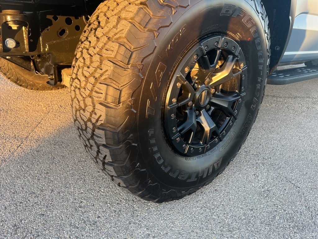 Used Car 2023 Ford F-150  Raptor For Sale Under $90,000 In Floresville, Texas