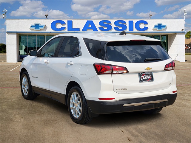 2022 Chevrolet Equinox LT - 4