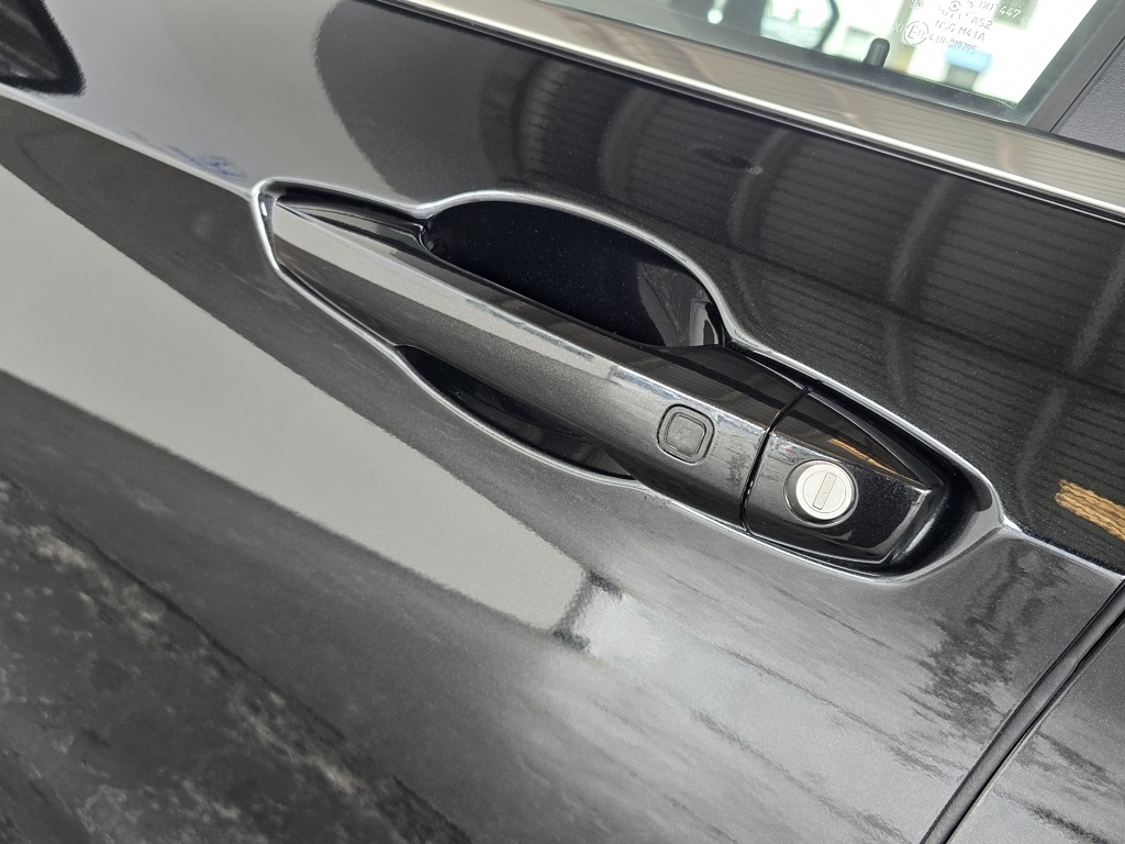 Thumbnail: 2024 Mitsubishi Outlander - 29