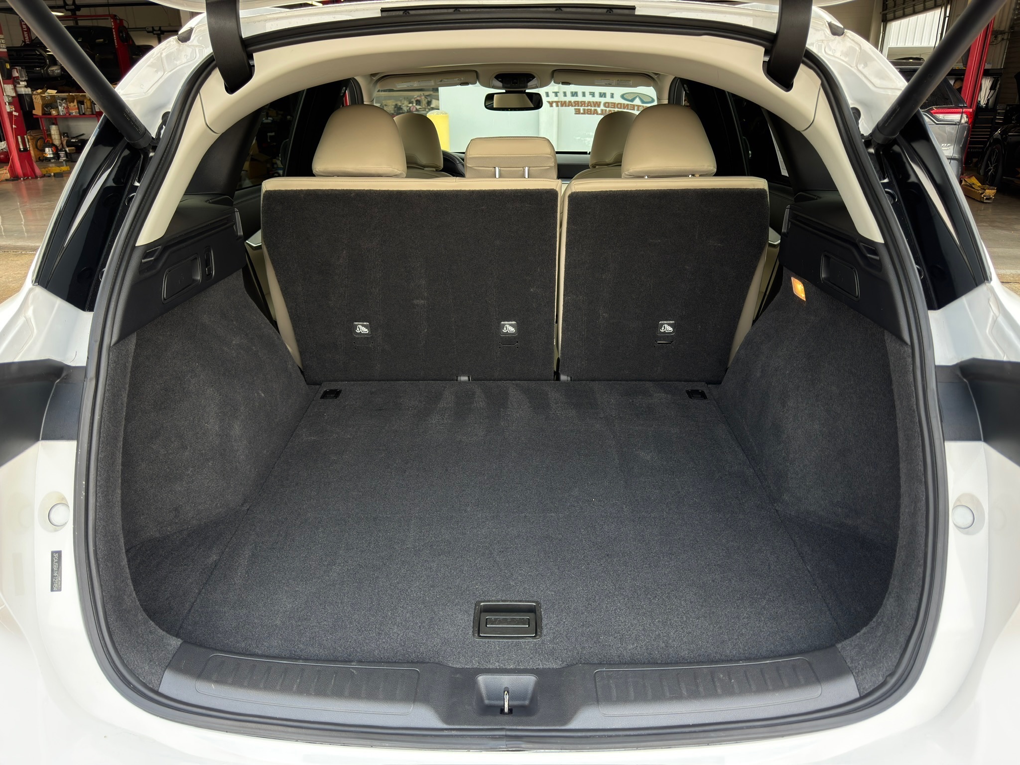 2021 INFINITI QX50 LUXE White at North Houston Mitsubishi