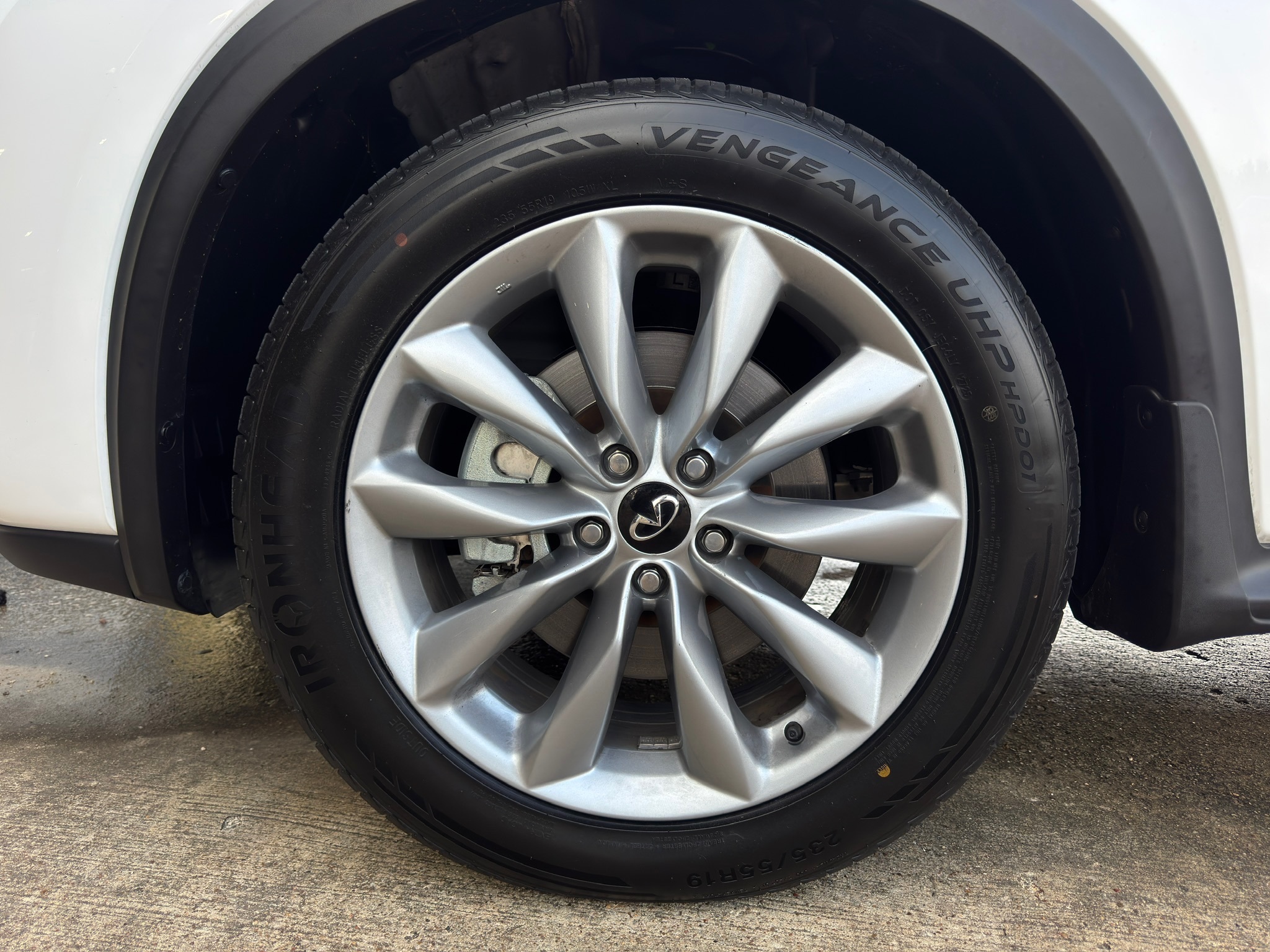 2021 INFINITI QX50 LUXE White at North Houston Mitsubishi