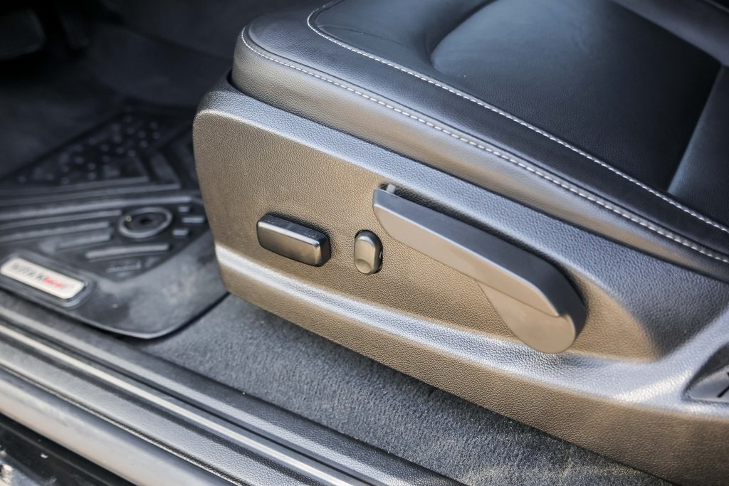 Used Car 2022 Gmc Canyon  Elevation For Sale Under $35,000 In Austin, Texas