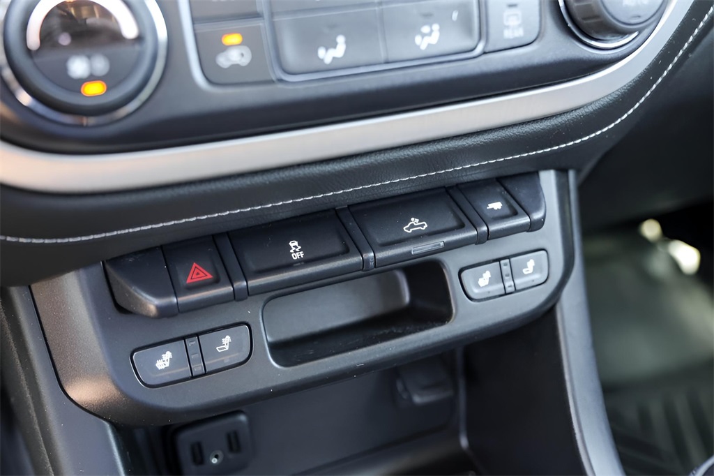 Used Car 2022 Gmc Canyon  Elevation For Sale Under $35,000 In Austin, Texas