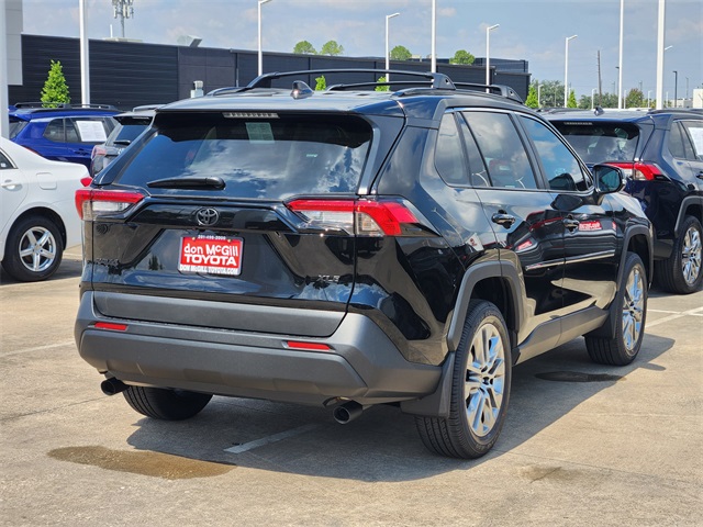 2025 Toyota RAV4 XLE Premium - 3
