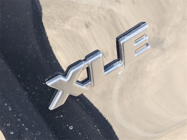 2025 Toyota RAV4 XLE Premium - 7