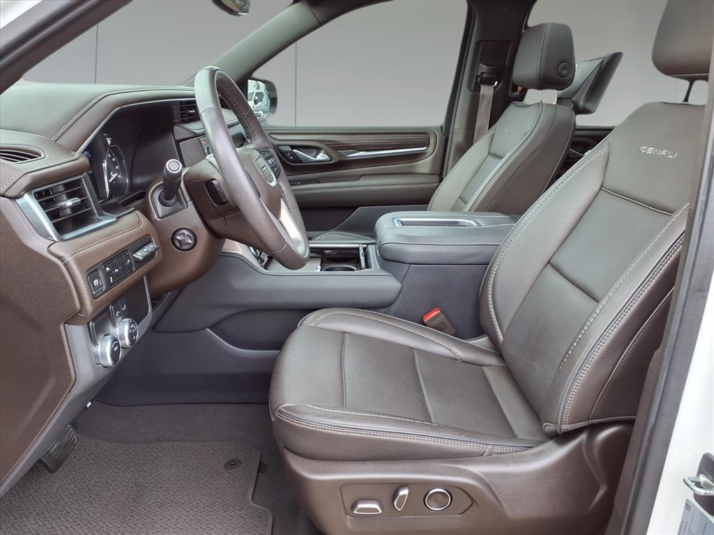 2021 GMC Yukon XL Denali White at Central Houston Nissan