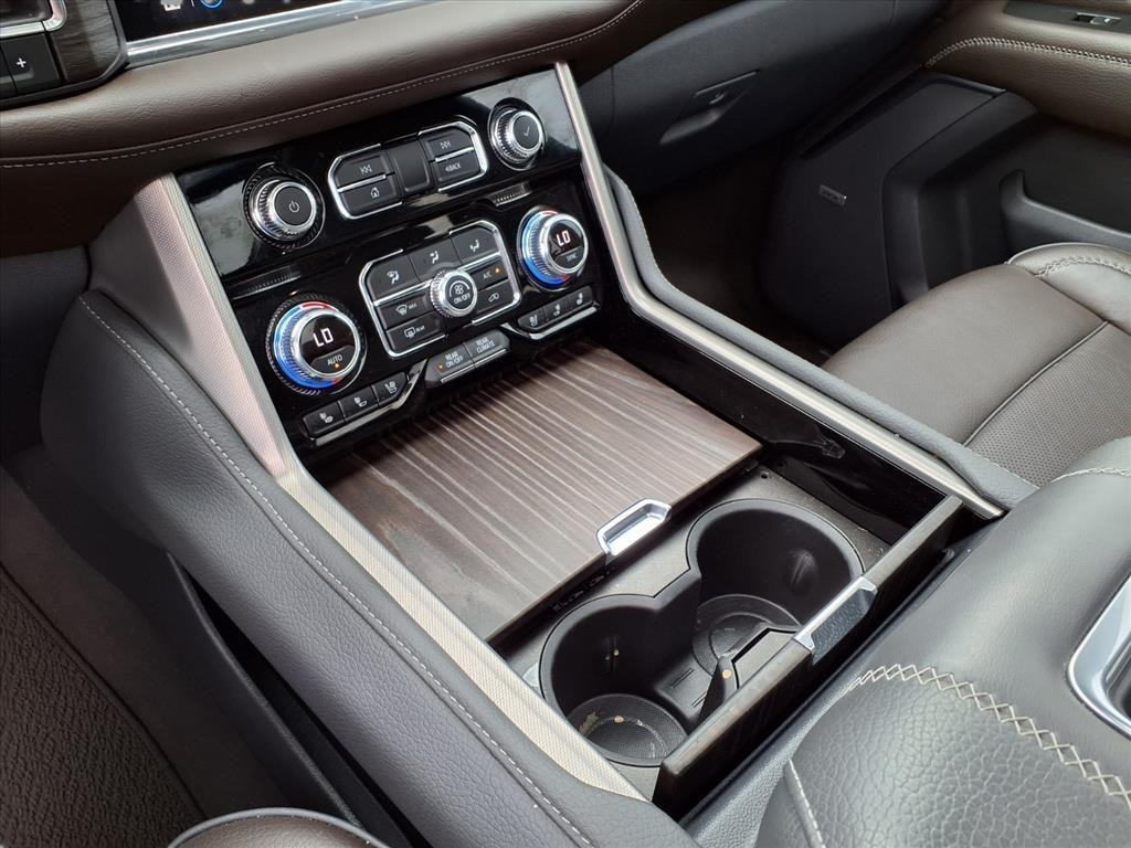 2021 GMC Yukon XL Denali White at Central Houston Nissan