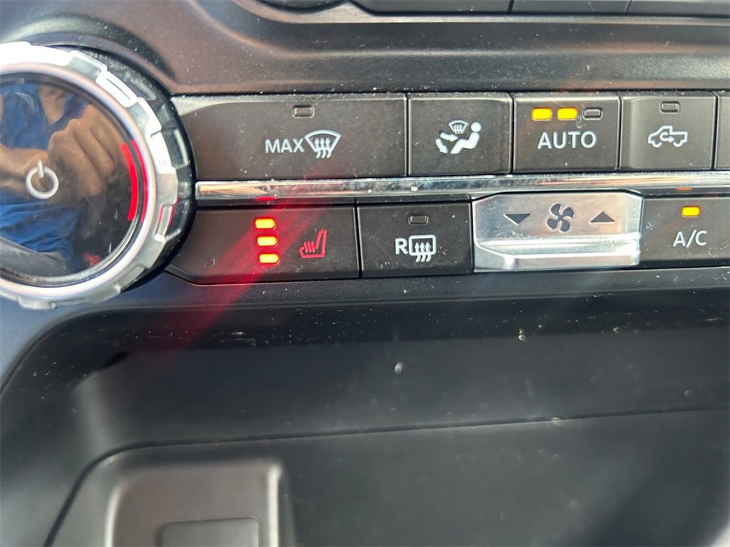 Used Car 2023 Ford F-150  Xlt For Sale Under $40,000 In Floresville, Texas