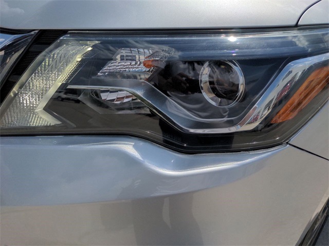 2020 Nissan Pathfinder Platinum Silver at Bravo Nissan