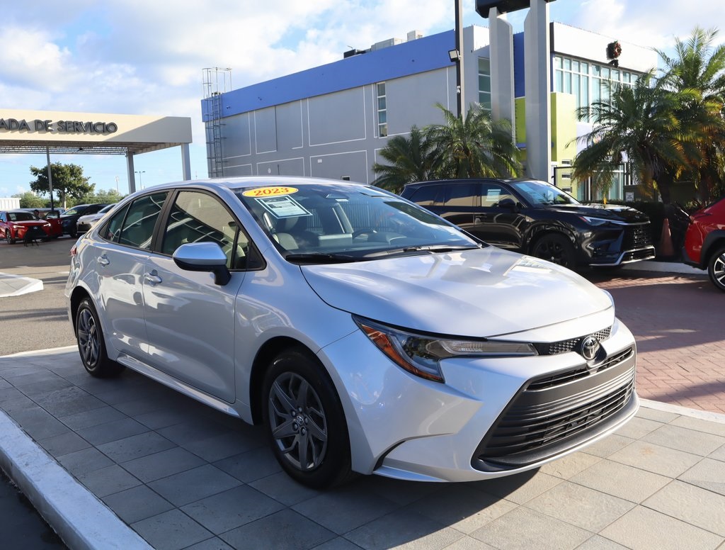 Thumbnail: 2023 Toyota Corolla - 3