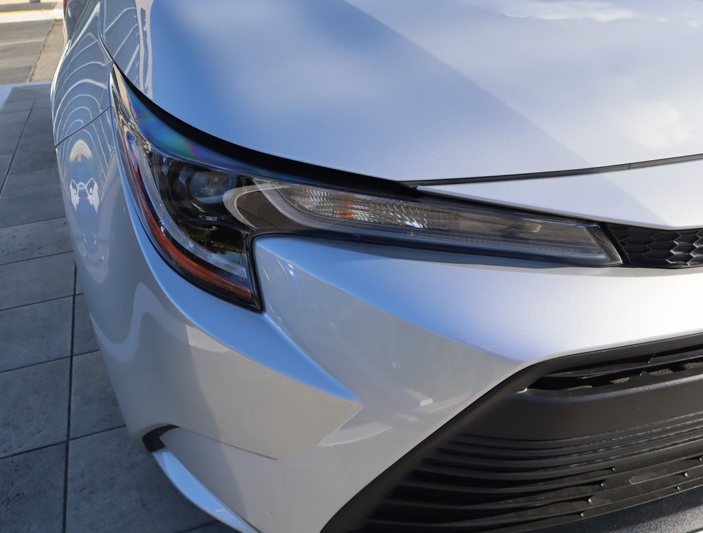 Thumbnail: 2023 Toyota Corolla - 9