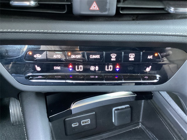 Used Car 2023 Buick Envision  Essence For Sale Under $25,000 In San Antonio, Texas