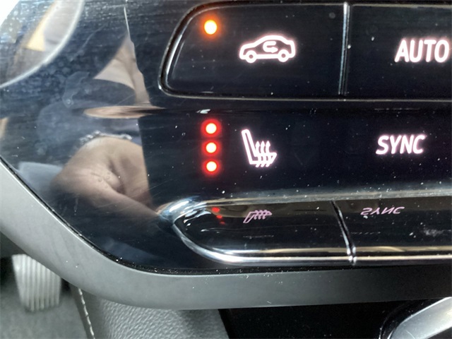 Used Car 2023 Buick Envision  Essence For Sale Under $25,000 In San Antonio, Texas