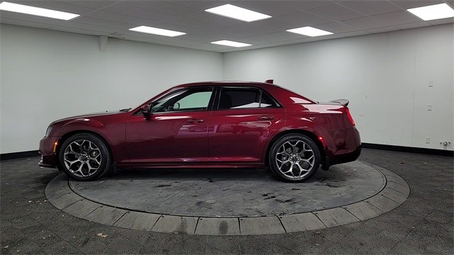2018 – Chrysler – 300