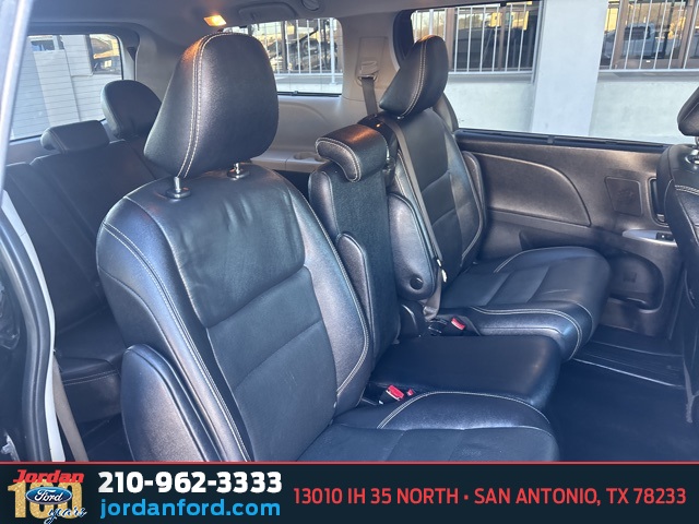 Used Car 2020 Toyota Sienna  For Sale Under $30,000 In San Antonio, Texas