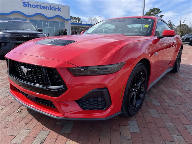 2025 Ford Mustang GT Fastback RWD