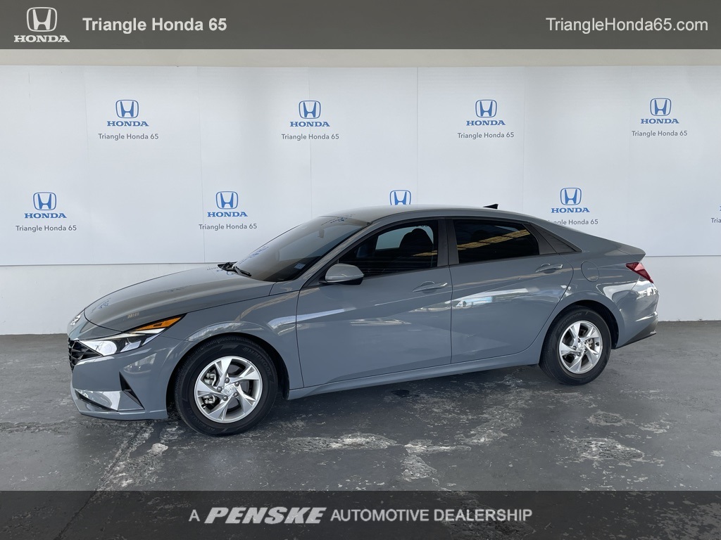 Thumbnail: 2022 Hyundai Elantra - 1