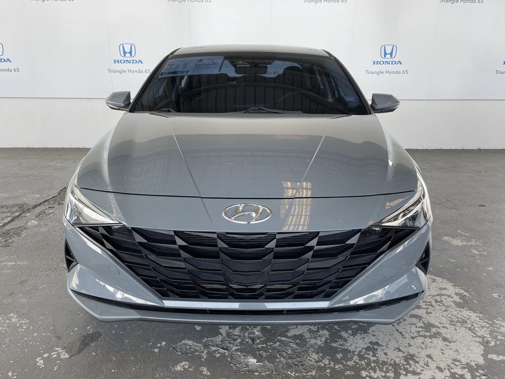 Thumbnail: 2022 Hyundai Elantra - 23