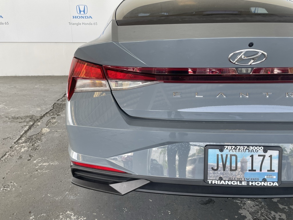 Thumbnail: 2022 Hyundai Elantra - 29