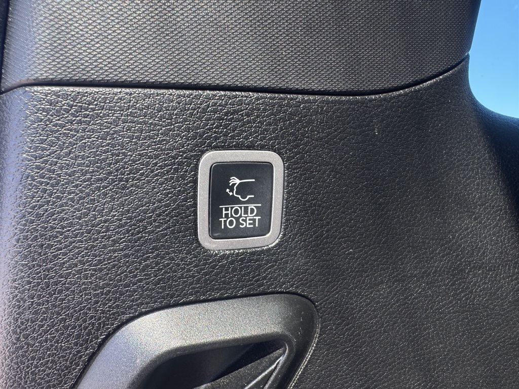 2022 Jeep Wagoneer Series III Silver at Bayshore Chrysler Jeep Dodge Ram