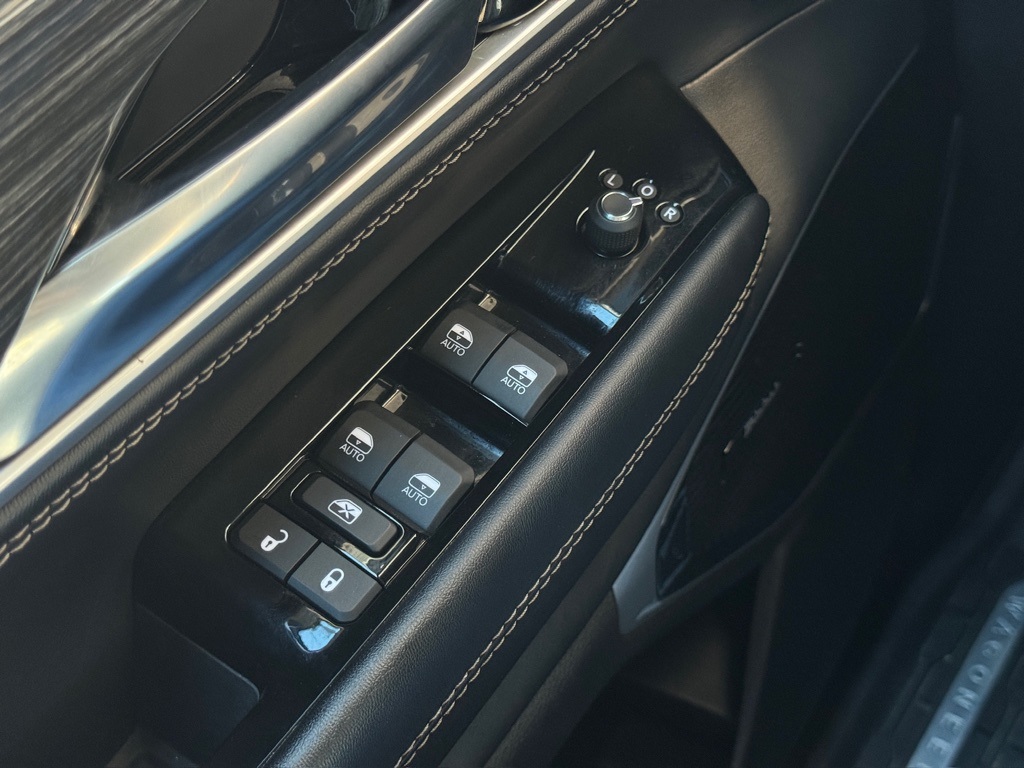 2022 Jeep Wagoneer Series III Silver at Bayshore Chrysler Jeep Dodge Ram