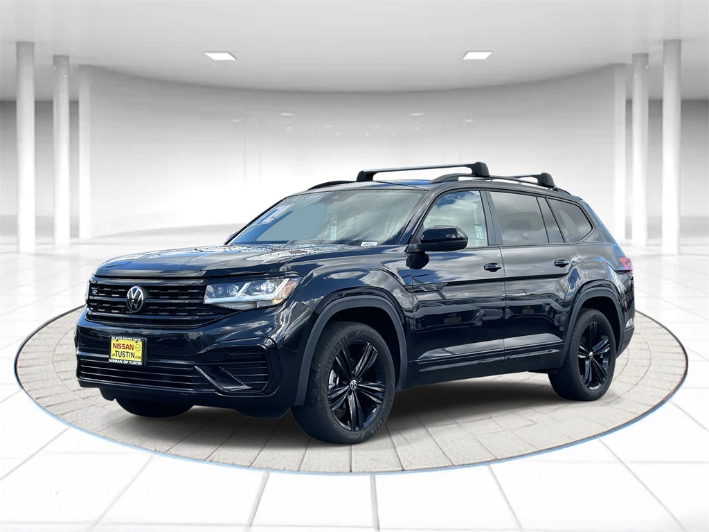 2023 Volkswagen Atlas SEL R-Line Black's photo