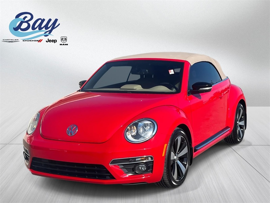 2013 Volkswagen Beetle 2.0 TSi's photo