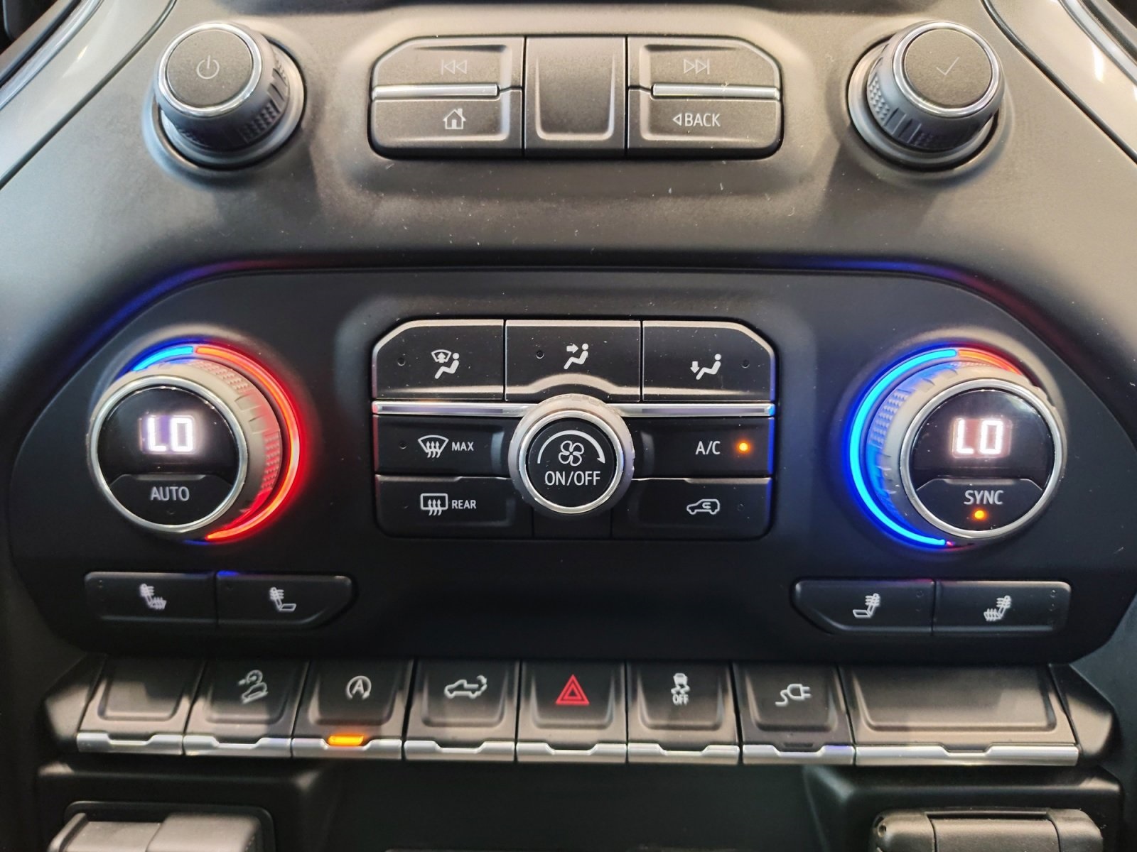 Used Car 2019 Chevrolet Silverado 1500  Lt Trail Boss For Sale Under $40,000 In San Antonio, Texas