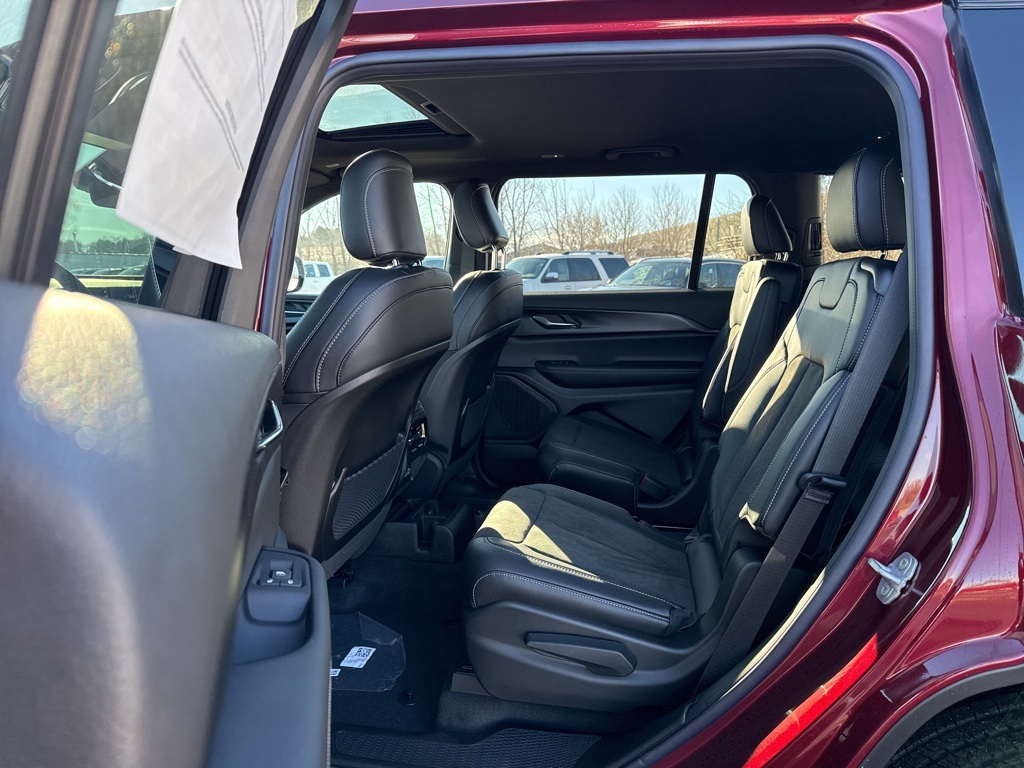 2025 Jeep Grand Cherokee L