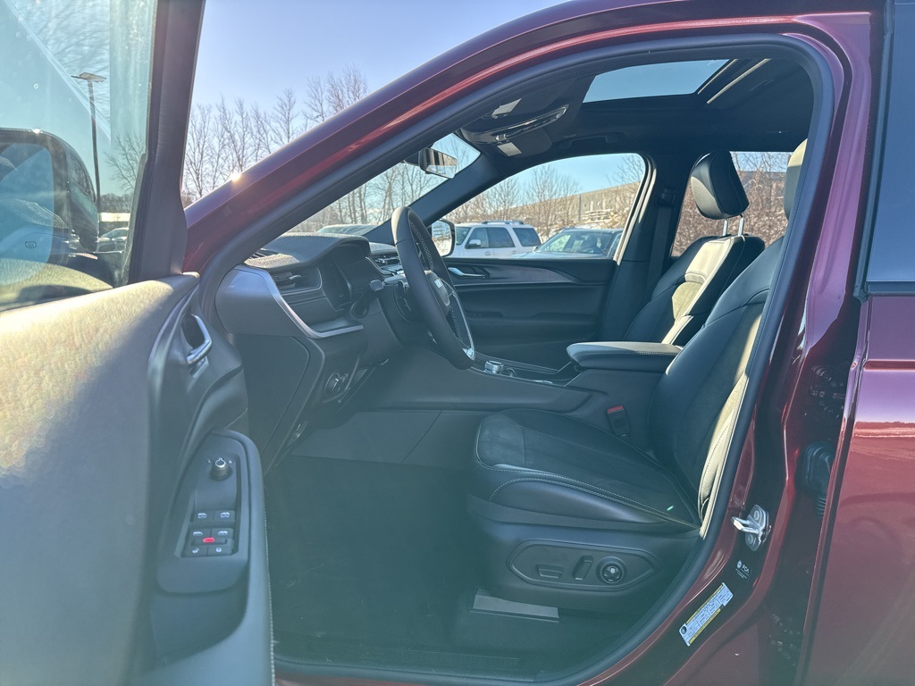 2025 Jeep Grand Cherokee L