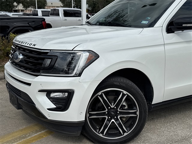 2021 Ford Expedition Max Limited White at River Oaks CDJR