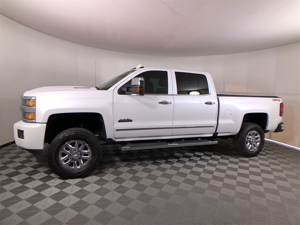 2019 Chevrolet Silverado 3500HD High Country Crew Cab 4WD