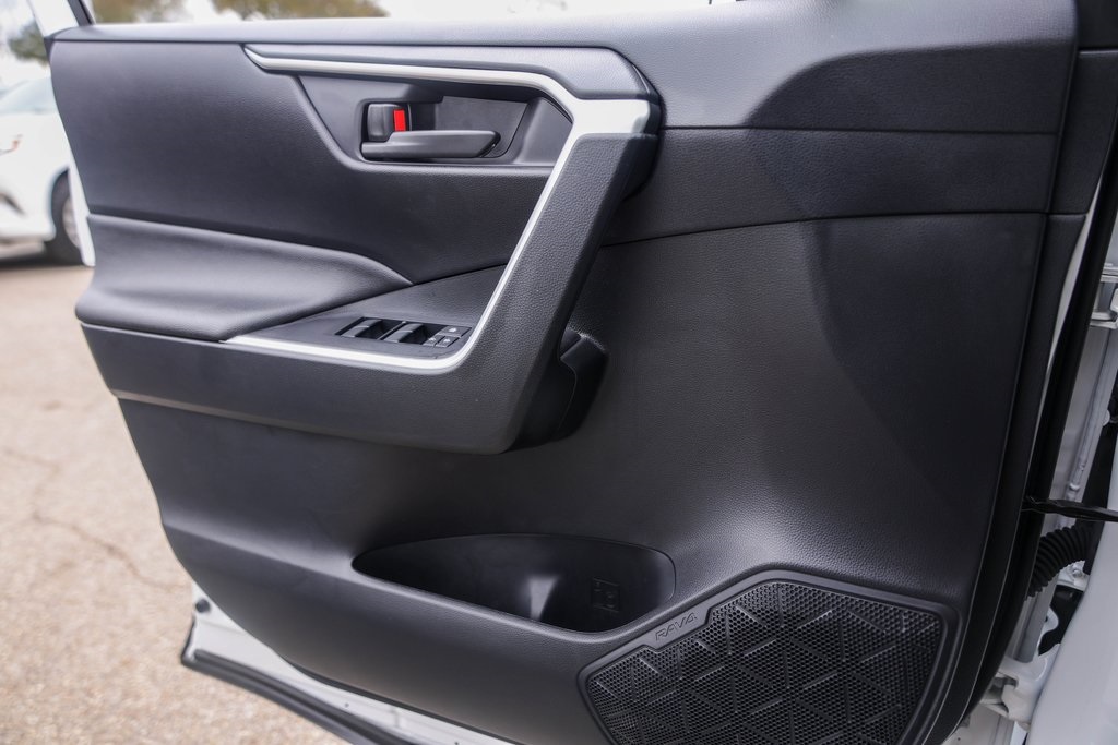 Used Car 2025 Toyota Rav4 Hybrid  Le For Sale Under $35,000 In Austin, Texas