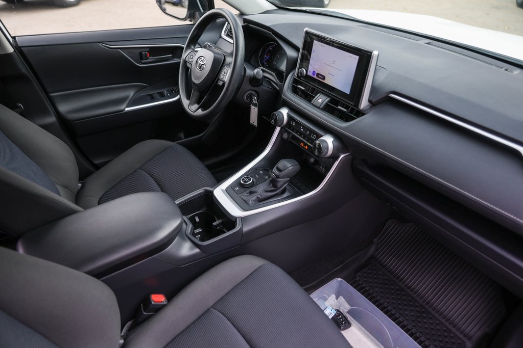 Used Car 2025 Toyota Rav4 Hybrid  Le For Sale Under $35,000 In Austin, Texas
