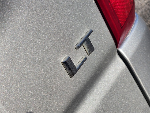 2022 Chevrolet Silverado 1500 LT - 11