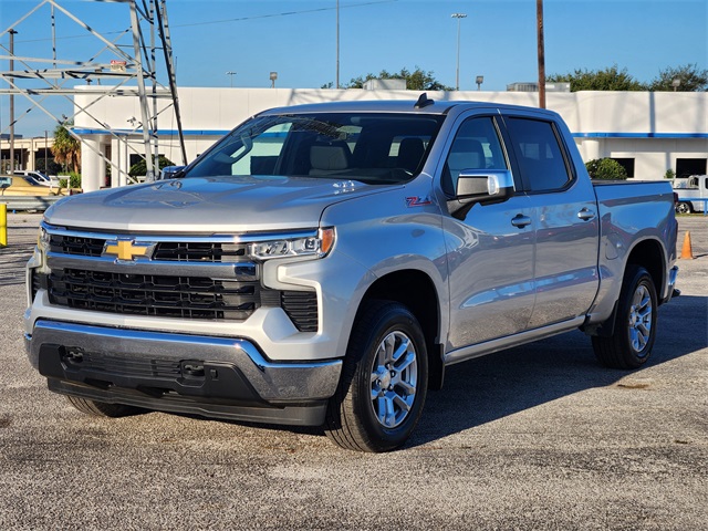 2022 Chevrolet Silverado 1500 LT - 2