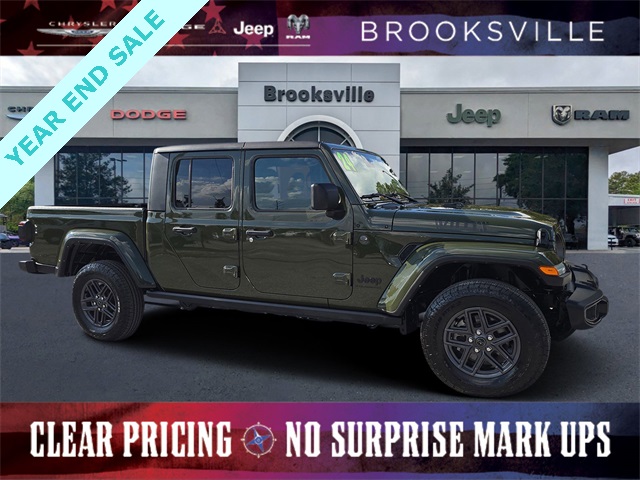 2024 Jeep Gladiator Willys Crew Cab 4WD