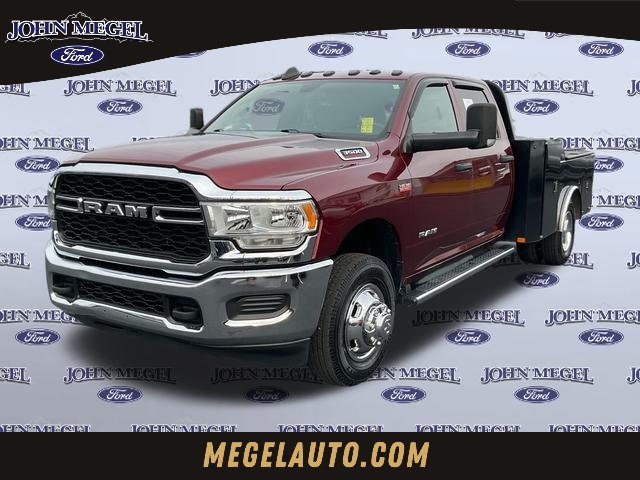 2022 RAM 3500 Chassis Tradesman Crew Cab DRW 4WD