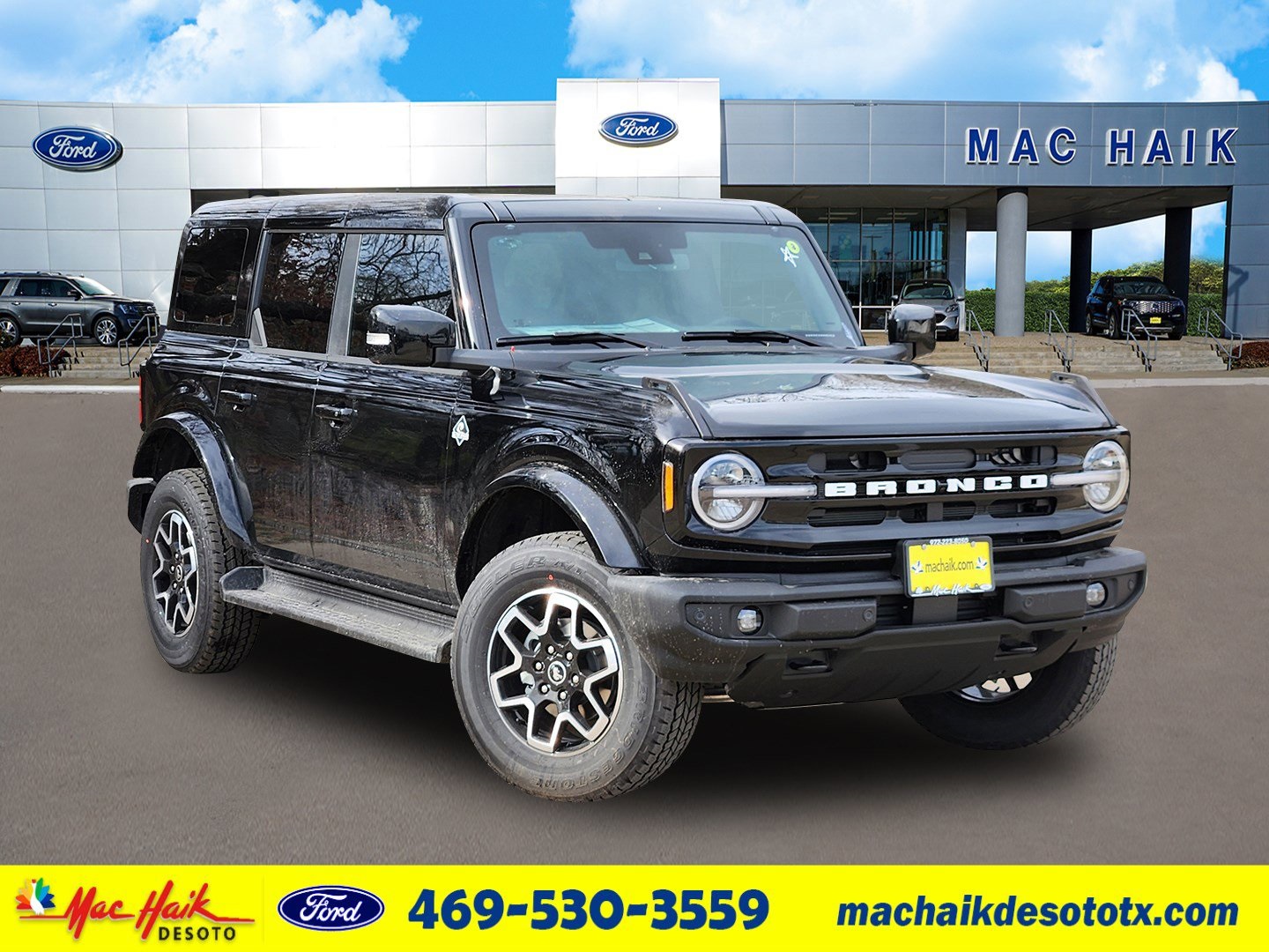 2025 Ford Bronco Outer Banks 4-Door 4WD