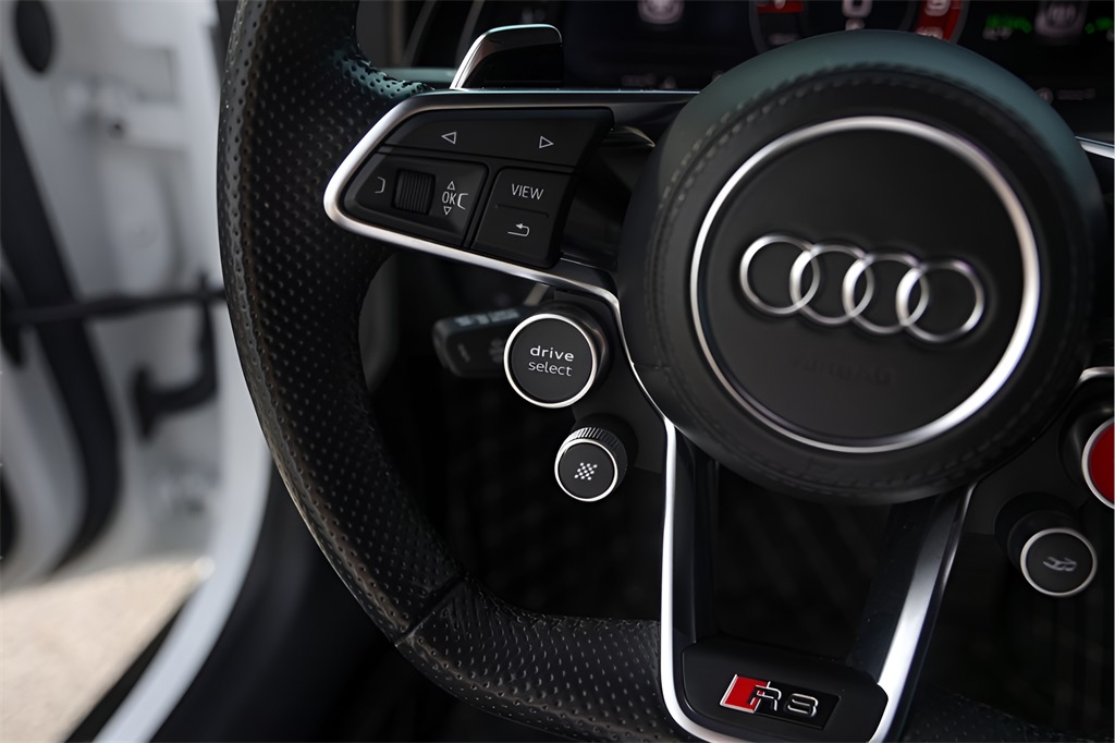 Used Car 2018 Audi R8  5.2 Plus For Sale Under $150,000 In Austin, Texas