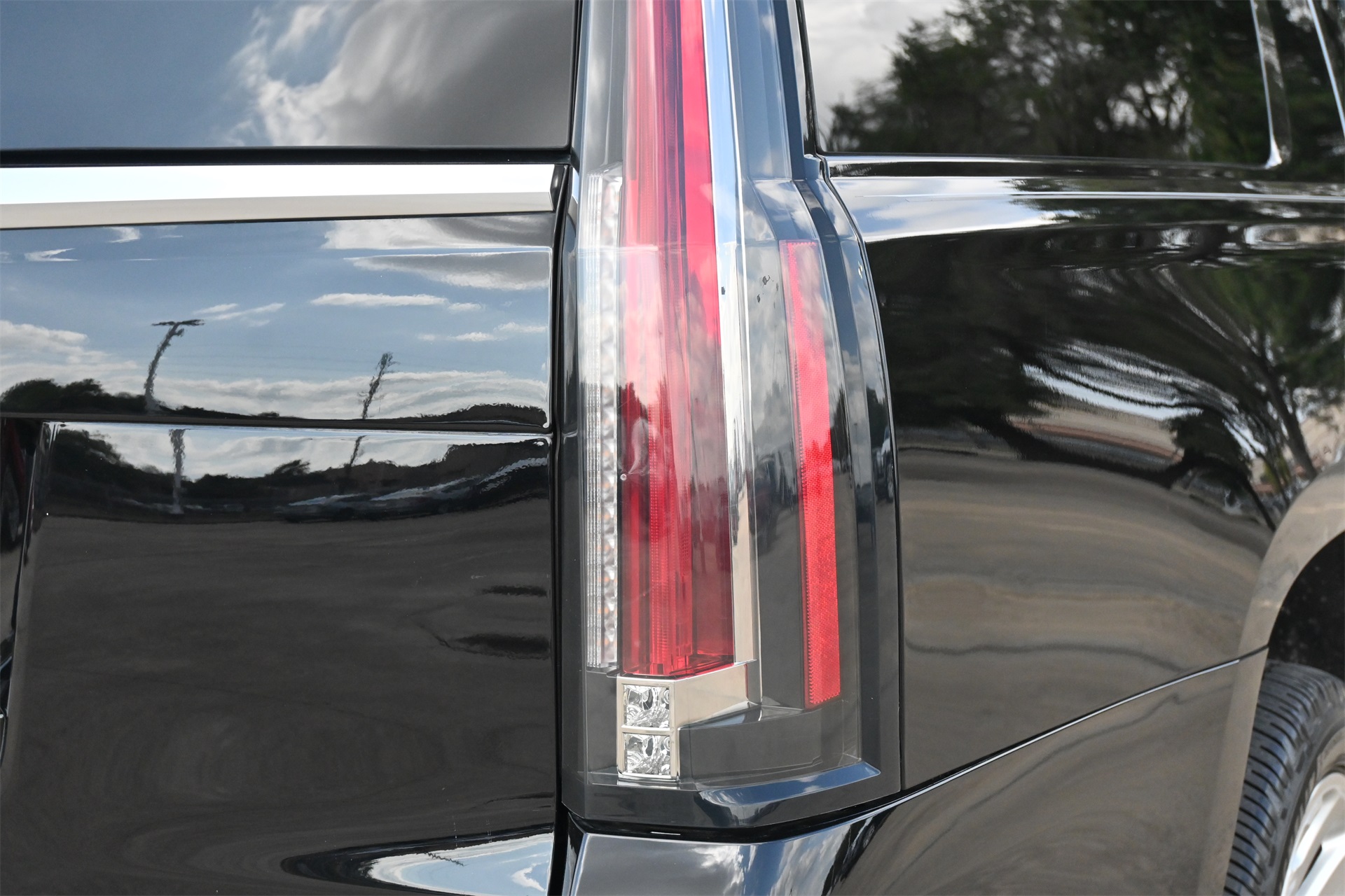 2019 Cadillac Escalade ESV Platinum Edition Black at Tom Peacock Cadillac