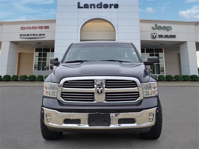 2019 RAM 1500 Classic SLT Crew Cab 4WD