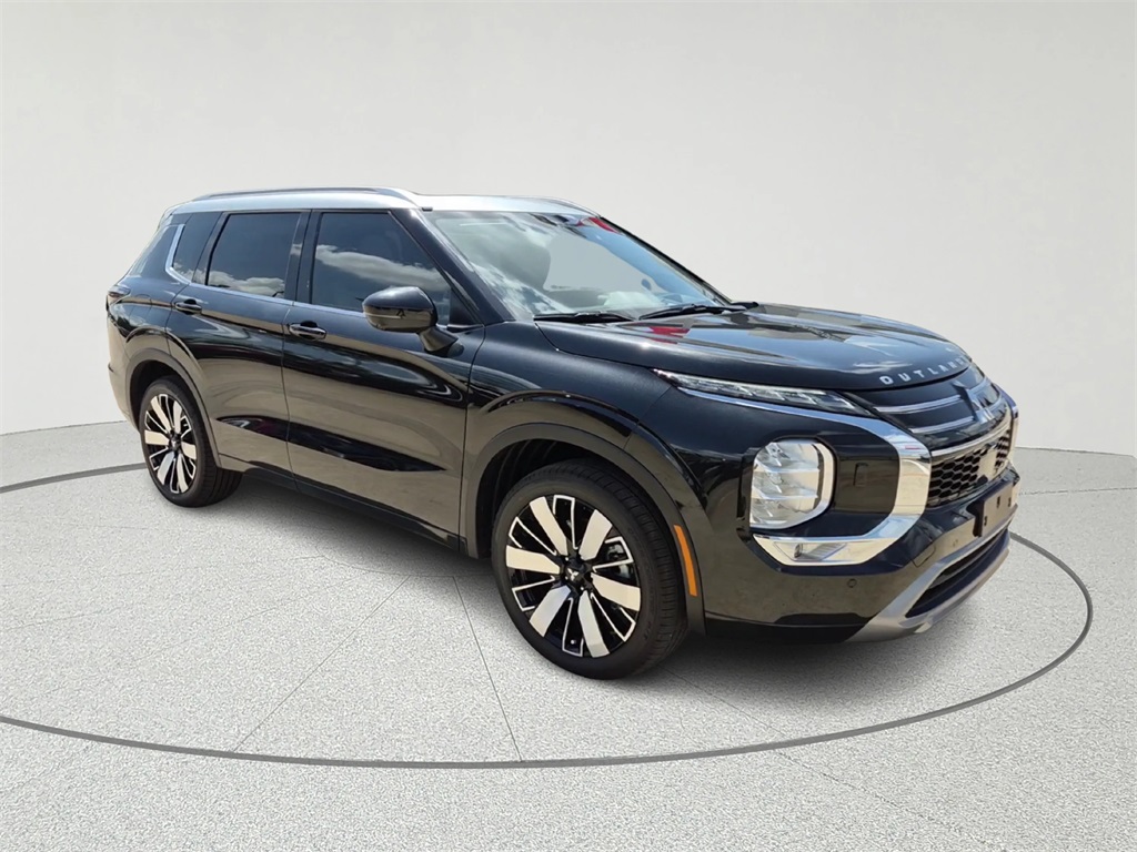 2025 Mitsubishi Outlander SEL - 2
