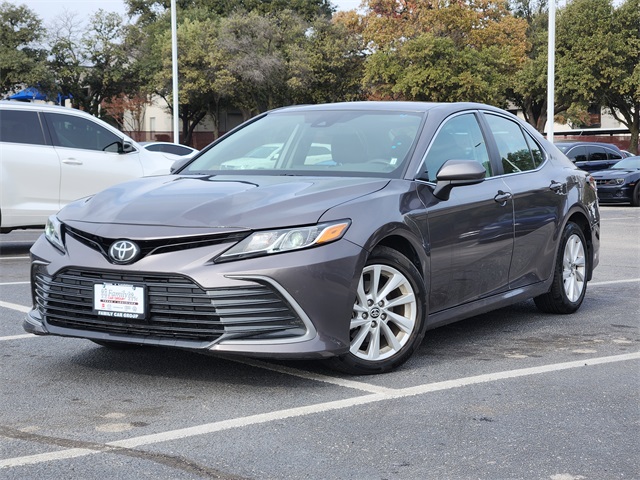 2024 Toyota Camry LE FWD