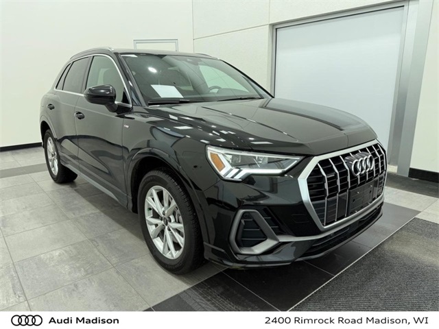 2022 Audi Q3 quattro Premium Plus S Line 45 TFSI
