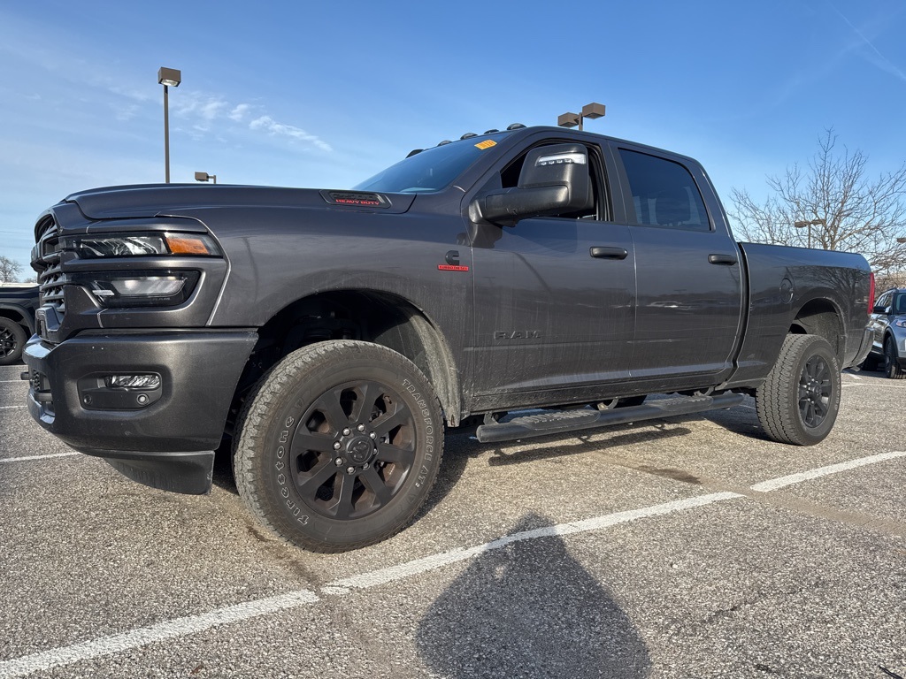 2025 RAM 2500 Big Horn Crew Cab 4WD