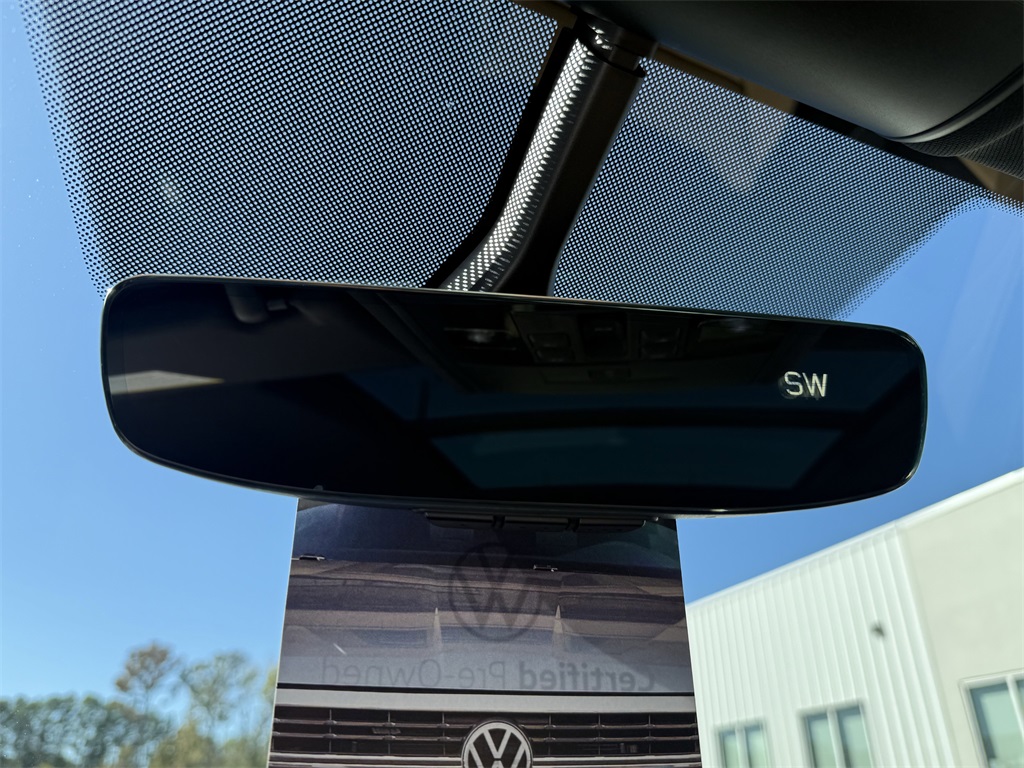 2021 Volkswagen Atlas Cross Sport 2.0T SE w/Technology White at DeMontrond Auto Country