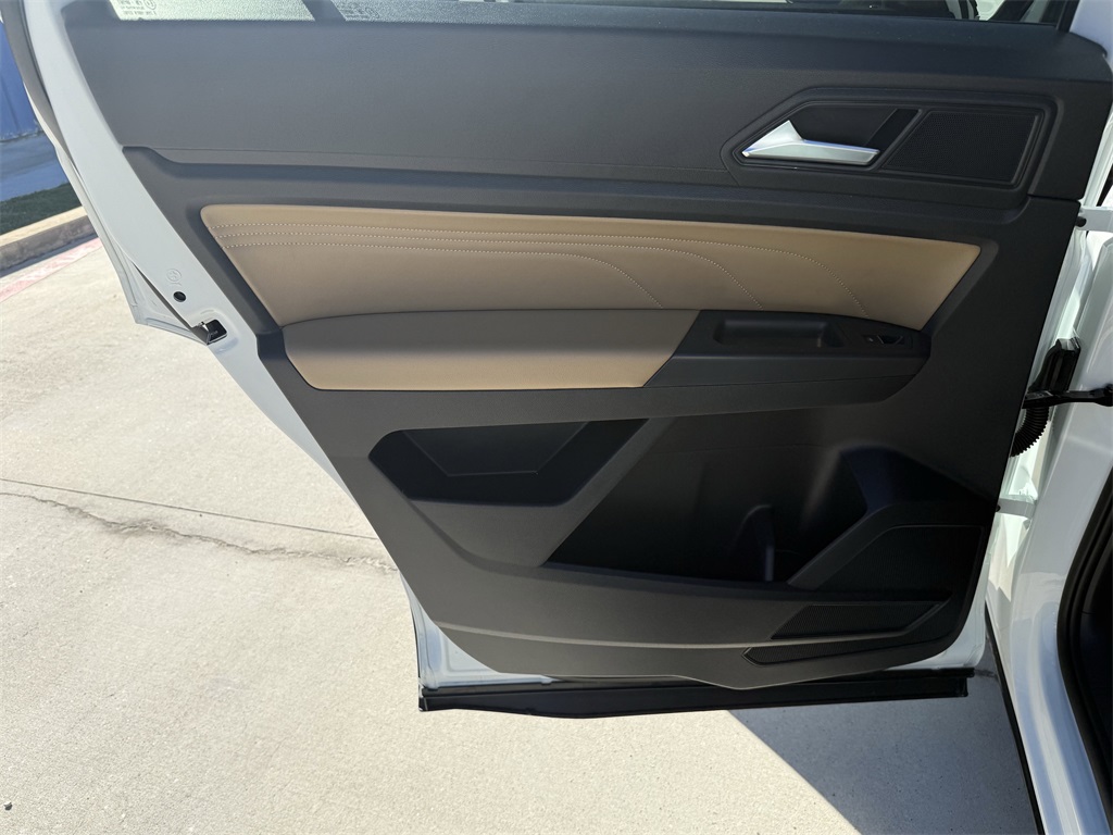 2021 Volkswagen Atlas Cross Sport 2.0T SE w/Technology White at DeMontrond Auto Country