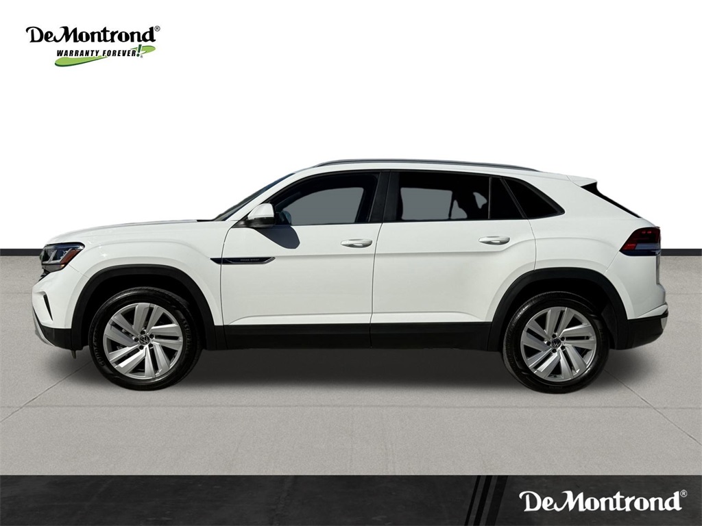 2021 Volkswagen Atlas Cross Sport 2.0T SE w/Technology White at DeMontrond Auto Country